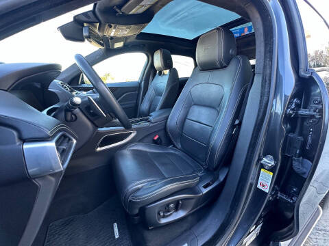 2017 Jaguar F-PACE S