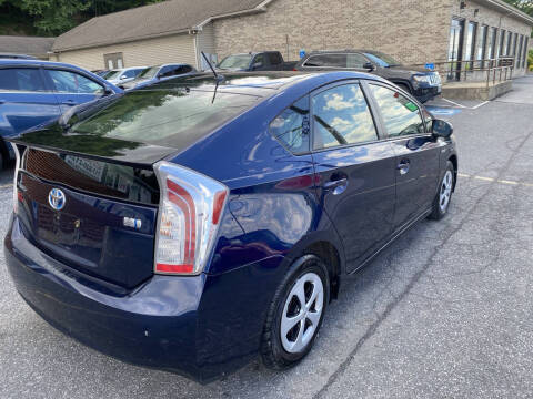 2013 Toyota Prius Two