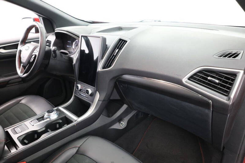 2023 Ford Edge ST-Line