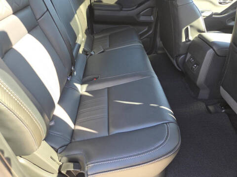 2023 Nissan Frontier SV