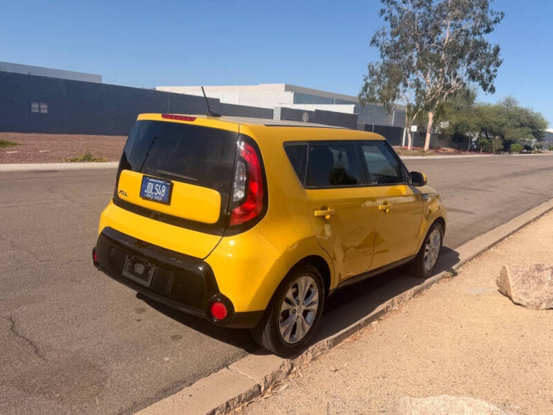 2016 Kia Soul +