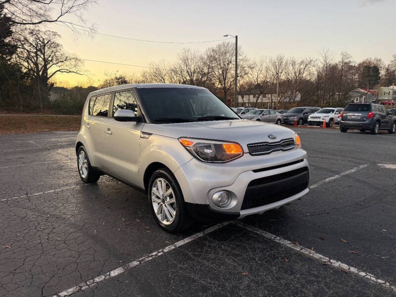 2019 Kia Soul +