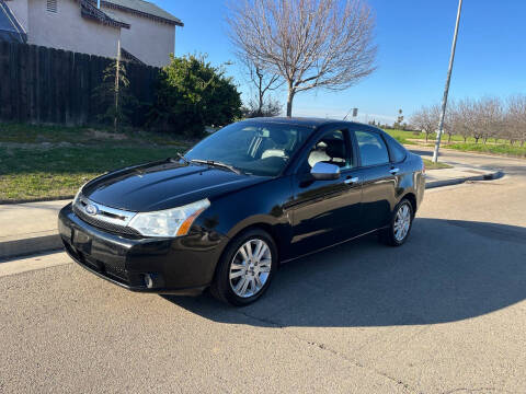 2011 Ford Focus for sale at PERRYDEAN AERO AUTO SALES in Sanger CA