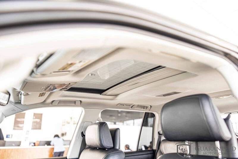 2015 Lexus LX 570