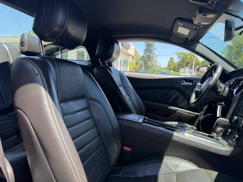 2014 Ford Mustang V6 Premium