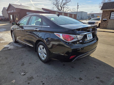 2011 Hyundai Sonata Hybrid