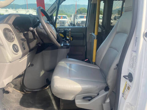2014 Ford E-Series E-350 SD