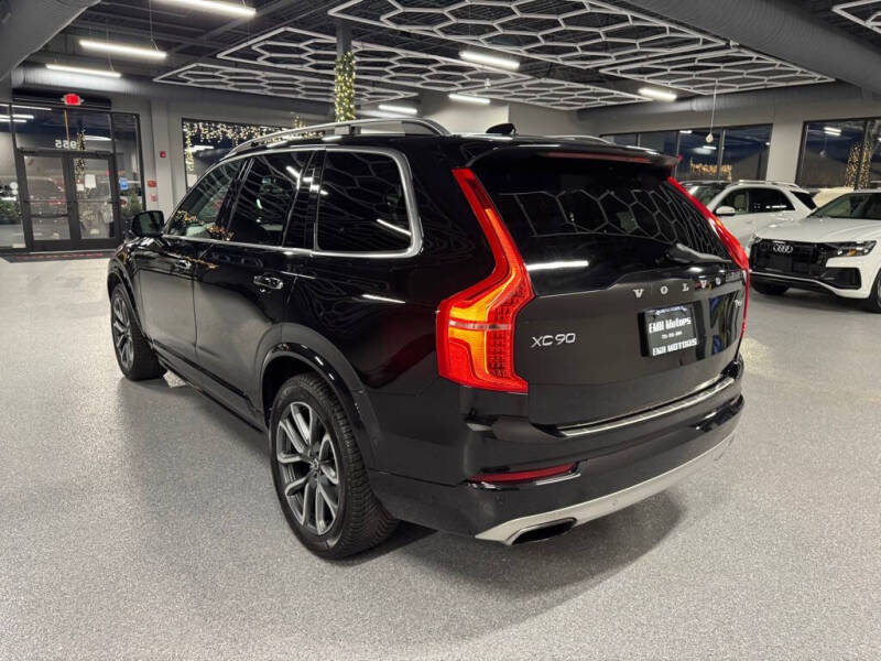 2018 Volvo XC90 T6 Momentum