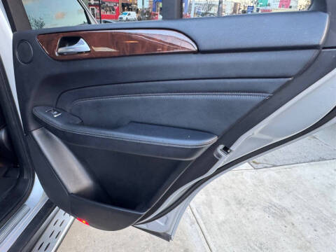 2012 Mercedes-Benz M-Class ML 550