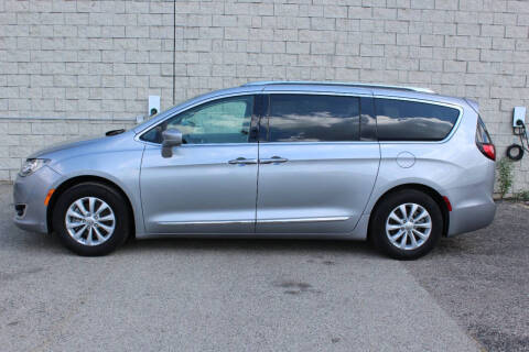 2018 Chrysler Pacifica Touring L Plus
