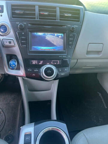 2012 Toyota Prius v Three