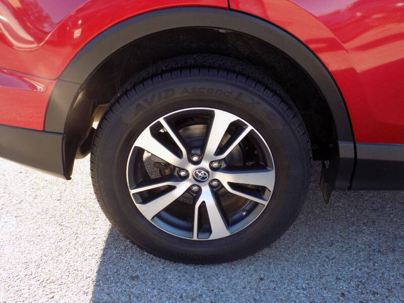 2017 Toyota RAV4 XLE