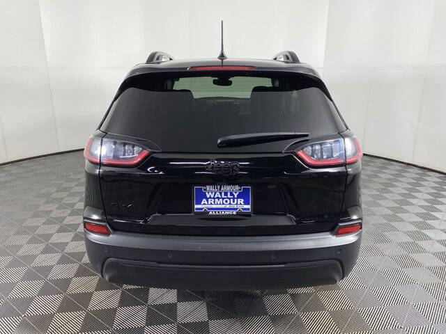 2023 Jeep Cherokee Altitude Lux