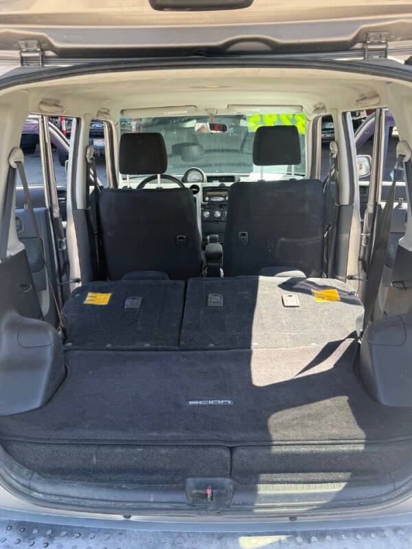 2006 Scion xB