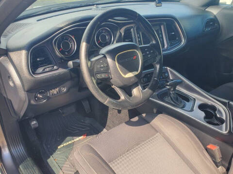 2015 Dodge Challenger SXT