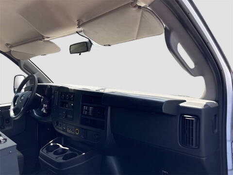 2024 Chevrolet Express 2500