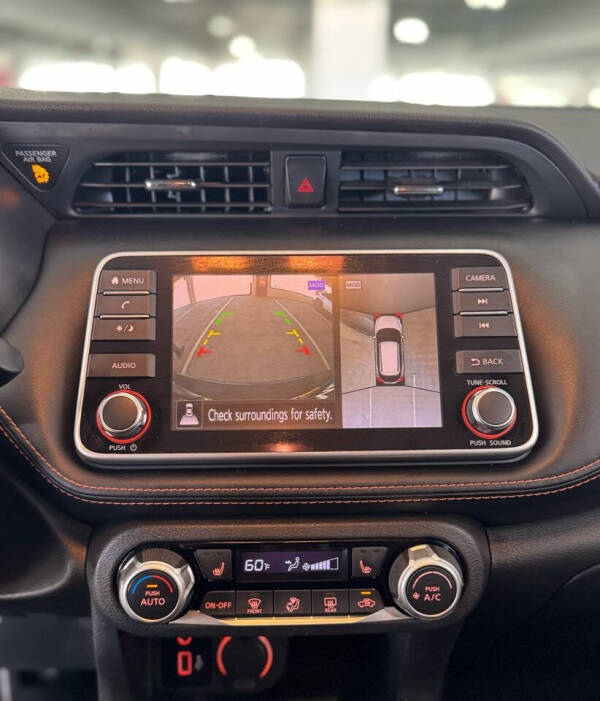 2020 Nissan Kicks SR