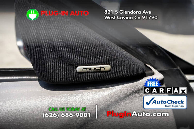 2004 Ford Mustang GT Deluxe