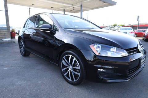 2016 Volkswagen Golf TSI SE