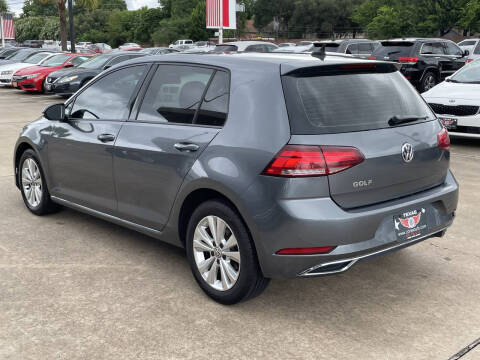 2020 Volkswagen Golf TSI