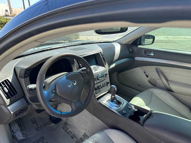 2011 Infiniti G37 Coupe Journey