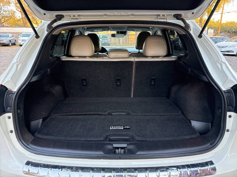 2020 Nissan Rogue Sport SV