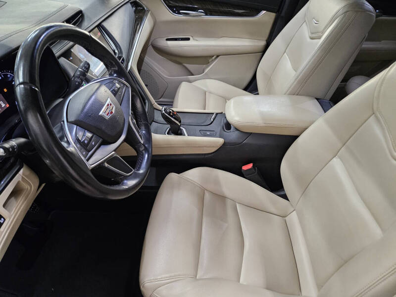 2017 Cadillac XT5