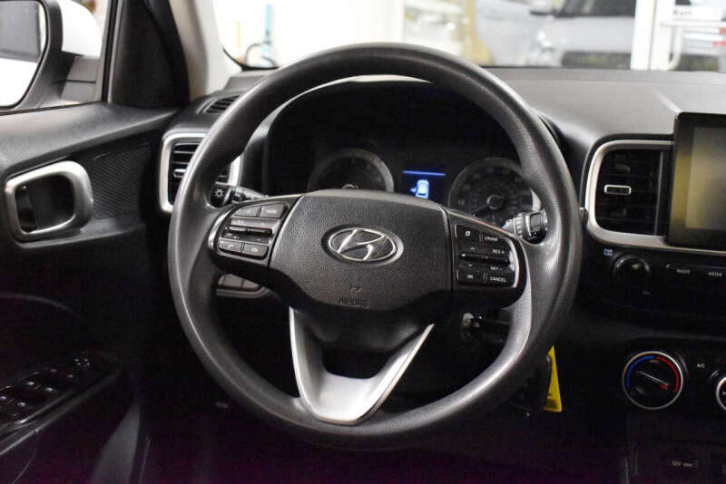 2021 Hyundai Venue SE