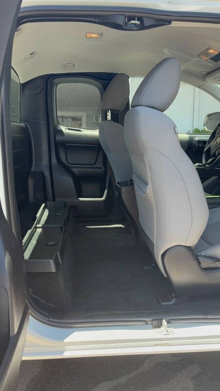 2018 Toyota Tacoma SR5