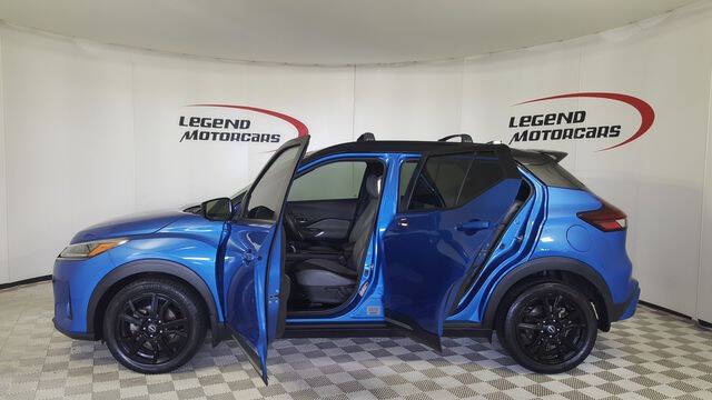 2023 Nissan Kicks SR
