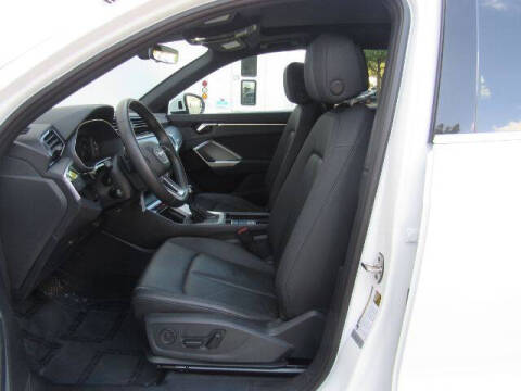 2025 Audi Q3 quattro S line Premium 45 TFSI