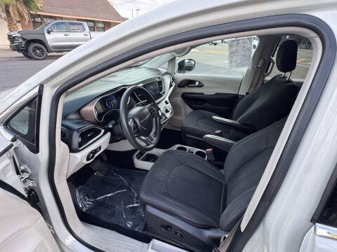 2017 Chrysler Pacifica Touring