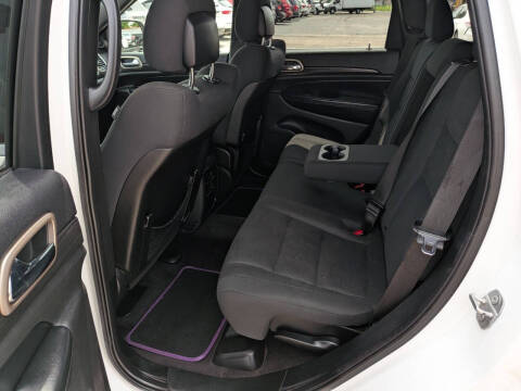 2017 Jeep Grand Cherokee Laredo