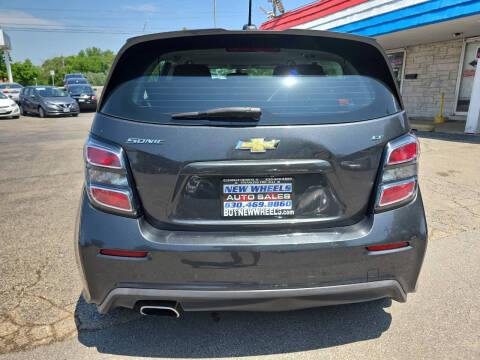 2017 Chevrolet Sonic LT Auto