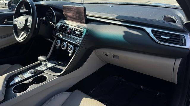 2023 Genesis G70