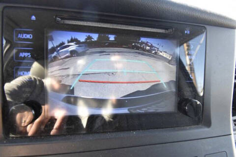 2017 Toyota Sienna LE Mobility 7-Passenger