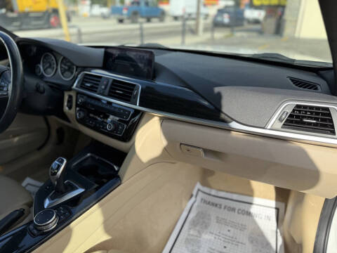 2016 BMW 3 Series 328i