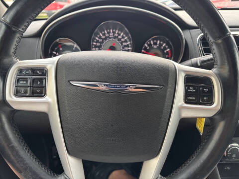 2012 Chrysler 200 Touring