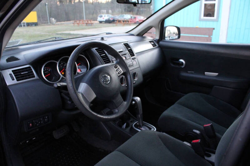 2012 Nissan Versa 1.8 S