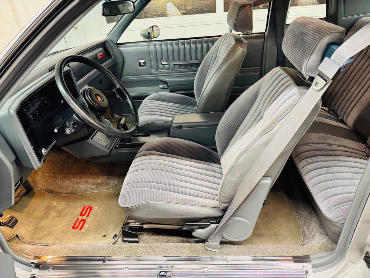 1985 Chevrolet Monte Carlo 30