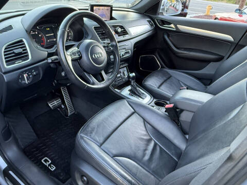 2015 Audi Q3 2.0T quattro Prestige