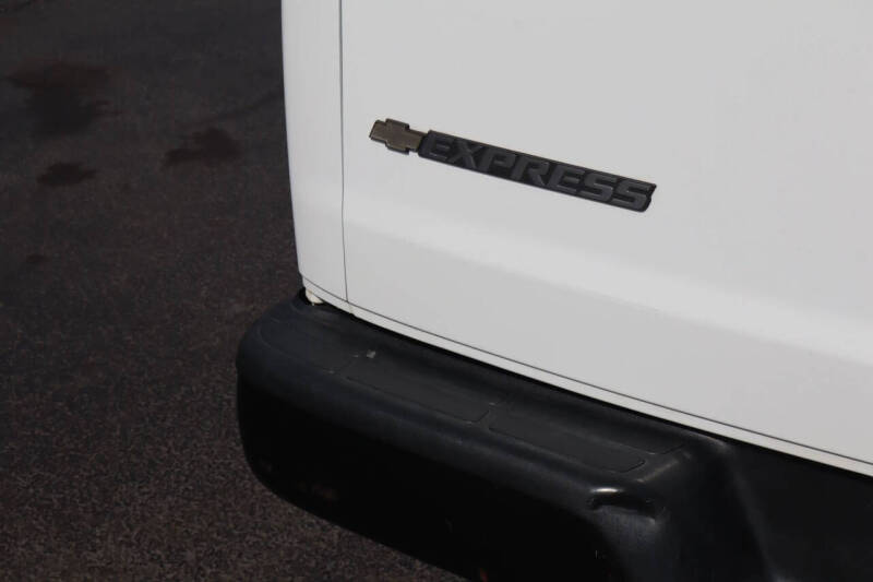 2021 Chevrolet Express 2500