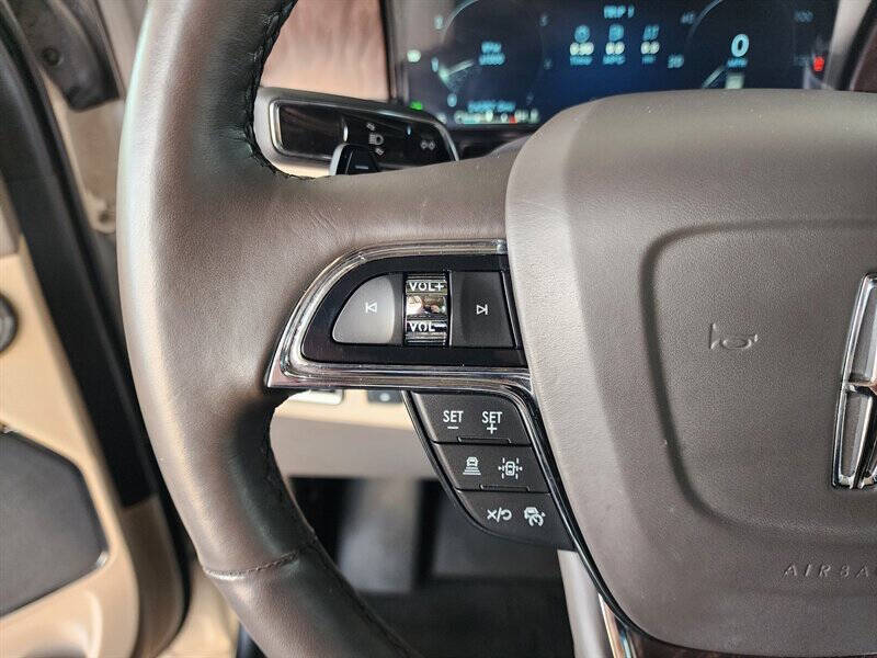 2023 Lincoln Navigator Standard