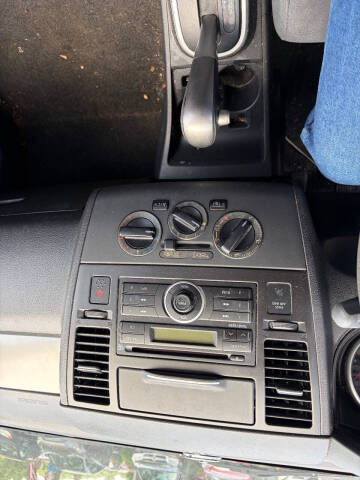 2009 Nissan Versa 1.8 S