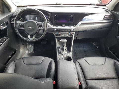 2022 Kia Niro EX Premium
