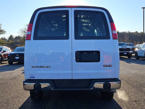 2024 GMC Savana 2500