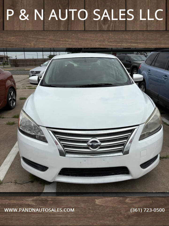 2014 Nissan Sentra S's photo