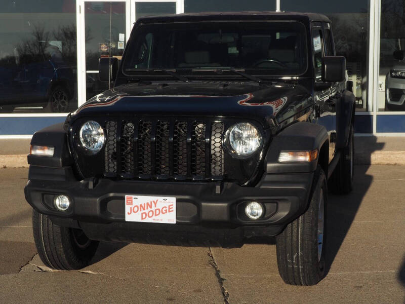 Used 2020 Jeep Gladiator Sport S with VIN 1C6HJTAG5LL170443 for sale in Neligh, NE