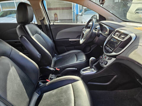 2019 Chevrolet Sonic Premier Auto
