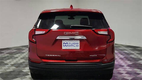 2024 GMC Terrain SLE